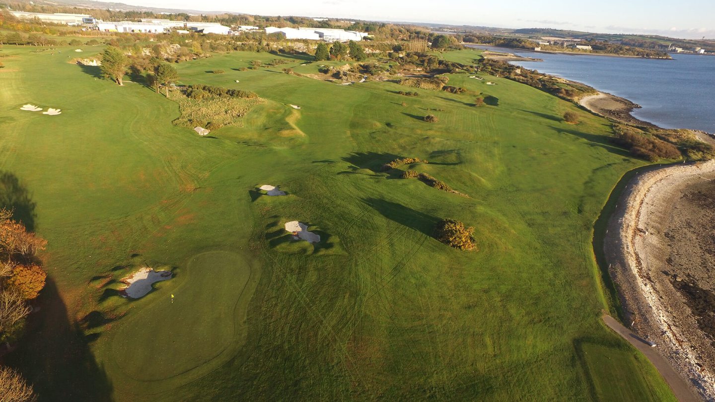 inks course near the sea in the southwest of Ireland