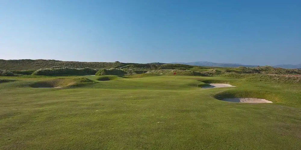 fourth hole at donegal golf club