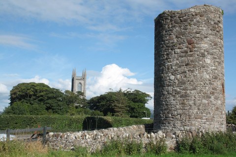 round tower and church in drumcliffe