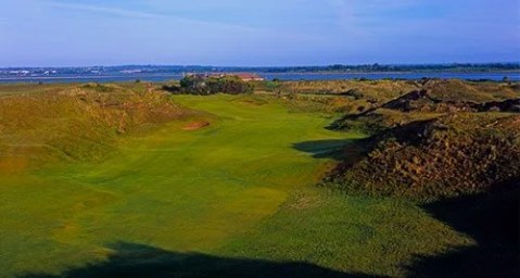 island golf club with sea in background