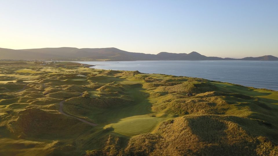 Sea and land at waterville links