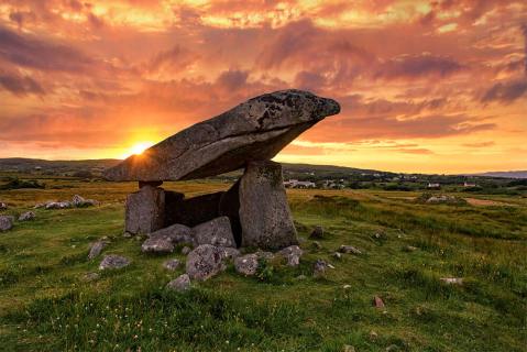 kilclooney dolmen at sunset