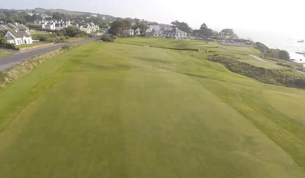 portsalon golf club overlooking the sea